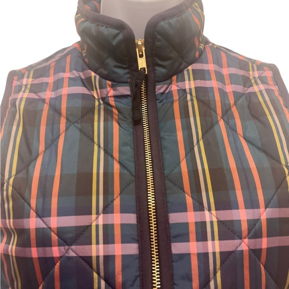J Crew Plaid Puffer Vest size XS NWOT - Picture 4 of 6